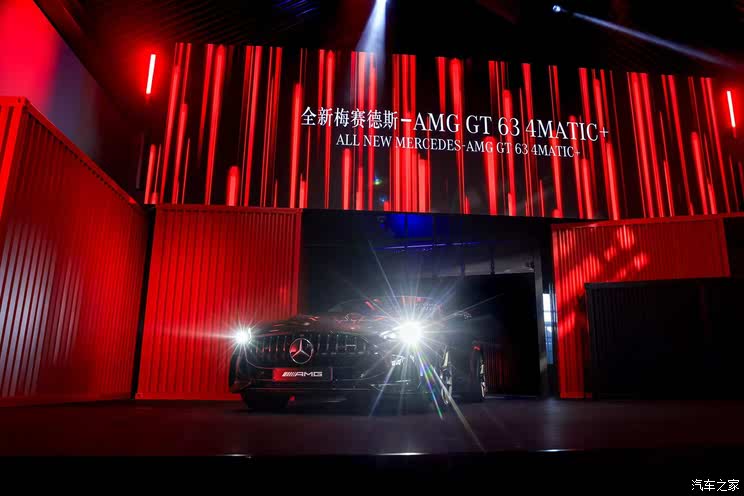 燃油党狂欢！搭载4.0T双涡轮V8发动机 AMG GT 63 4MATIC+中国首秀